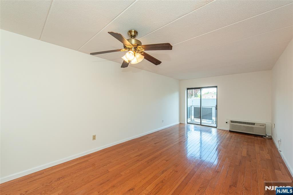 5 Linden St #3J, Hackensack, NJ 07601