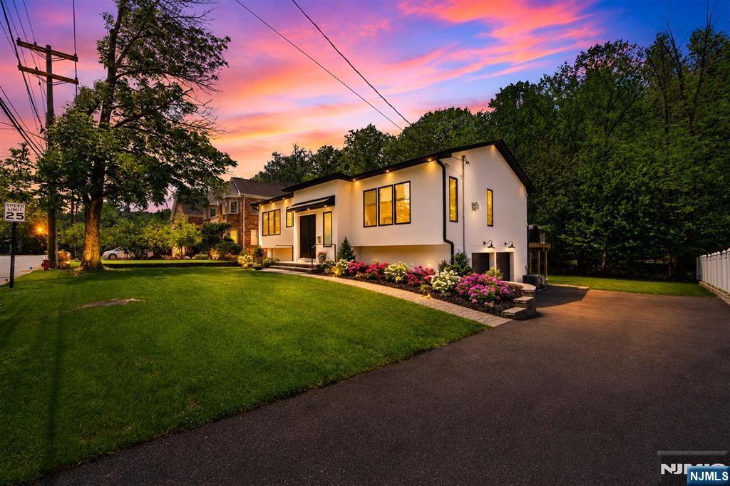 284 Castle Drive, Englewood Cliffs, NJ 07632 Listing Photo  1