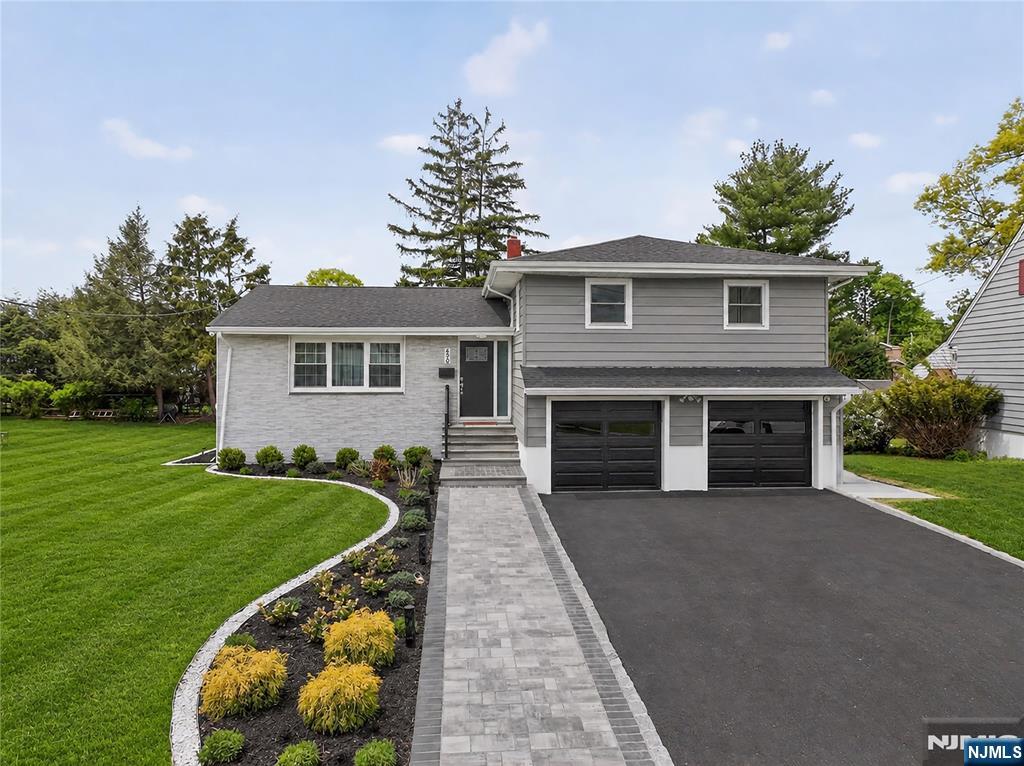 556 Princeton Street, New Milford NJ — listing photo