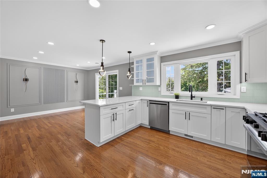 556 Princeton Street, New Milford, NJ 07646 Listing Photo  14