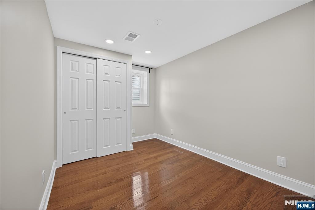 556 Princeton Street, New Milford, NJ 07646 Listing Photo  33
