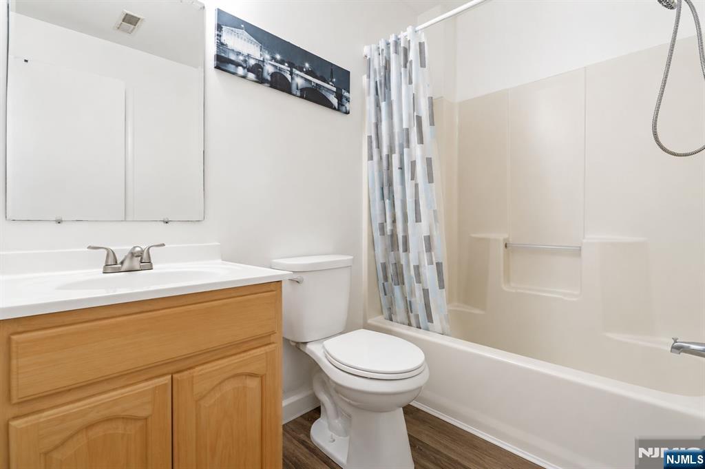 239-40 Th Street, #C0032, Irvington, NJ 07111 Listing Photo  19