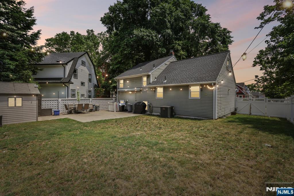 1 Franklin Pl, Hackensack, NJ 07601