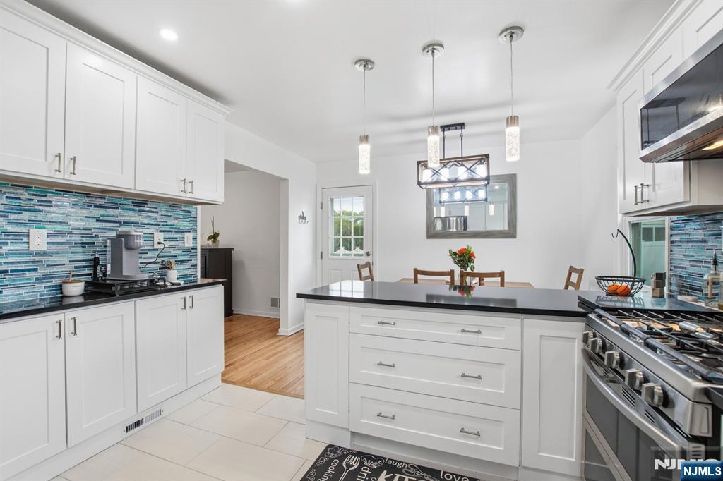655 Boulevard - Photo 5