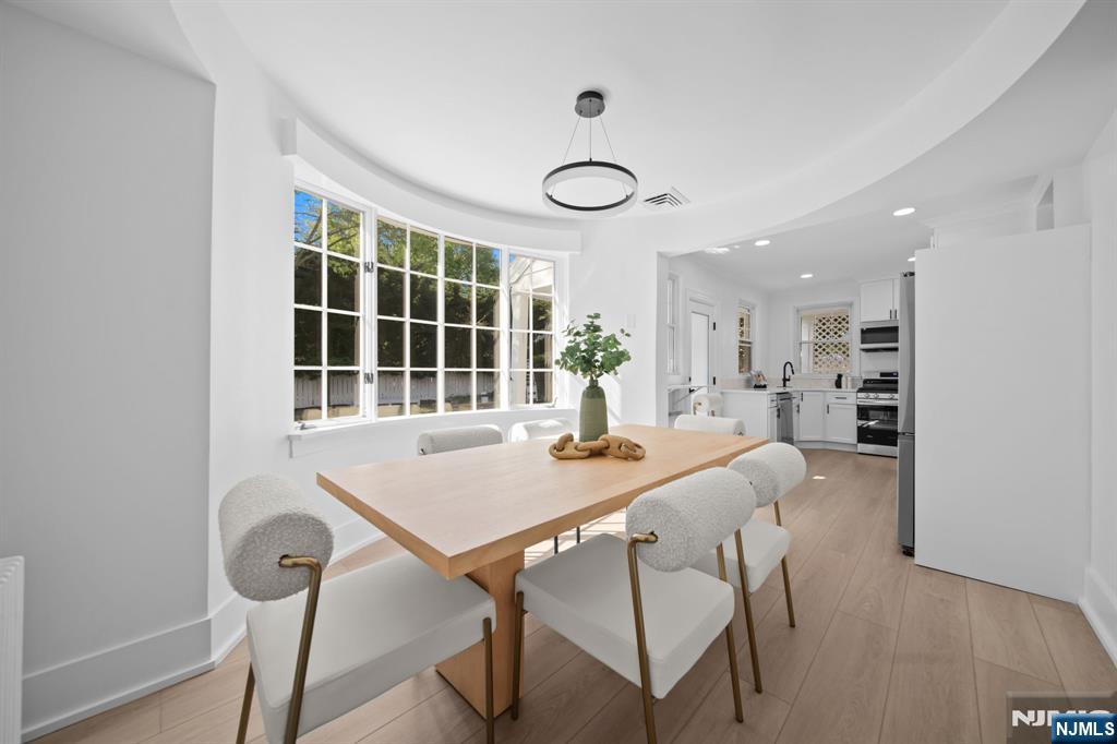 55 Forest Road — photo 8