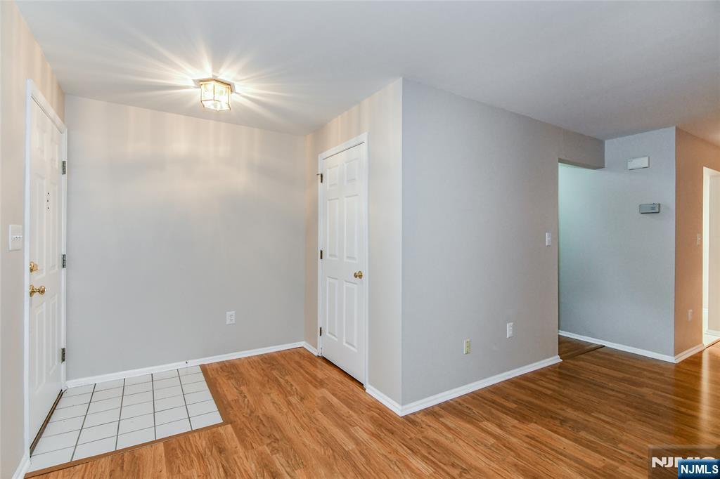 2055 Charles Court - Photo 2