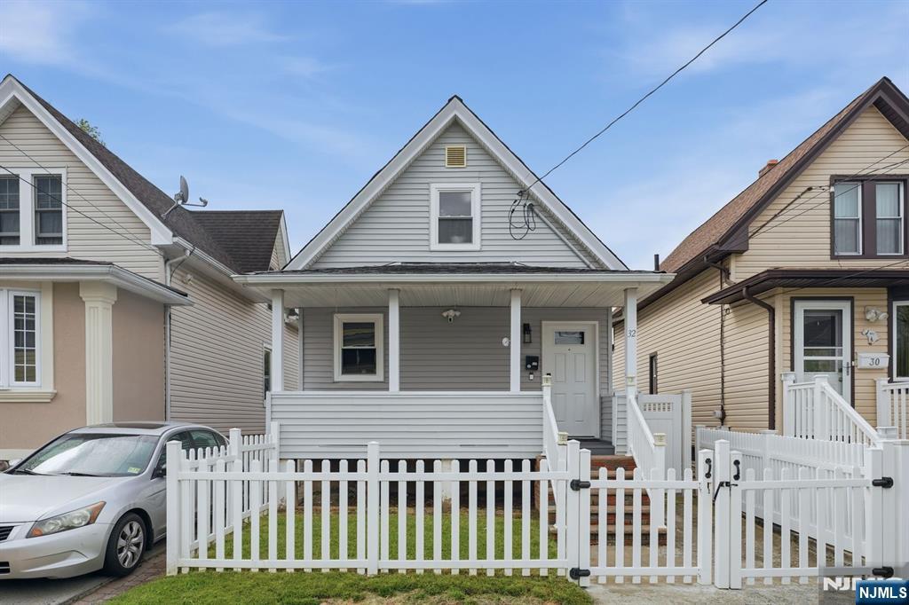 32 Willard St, Garfield, NJ 07026