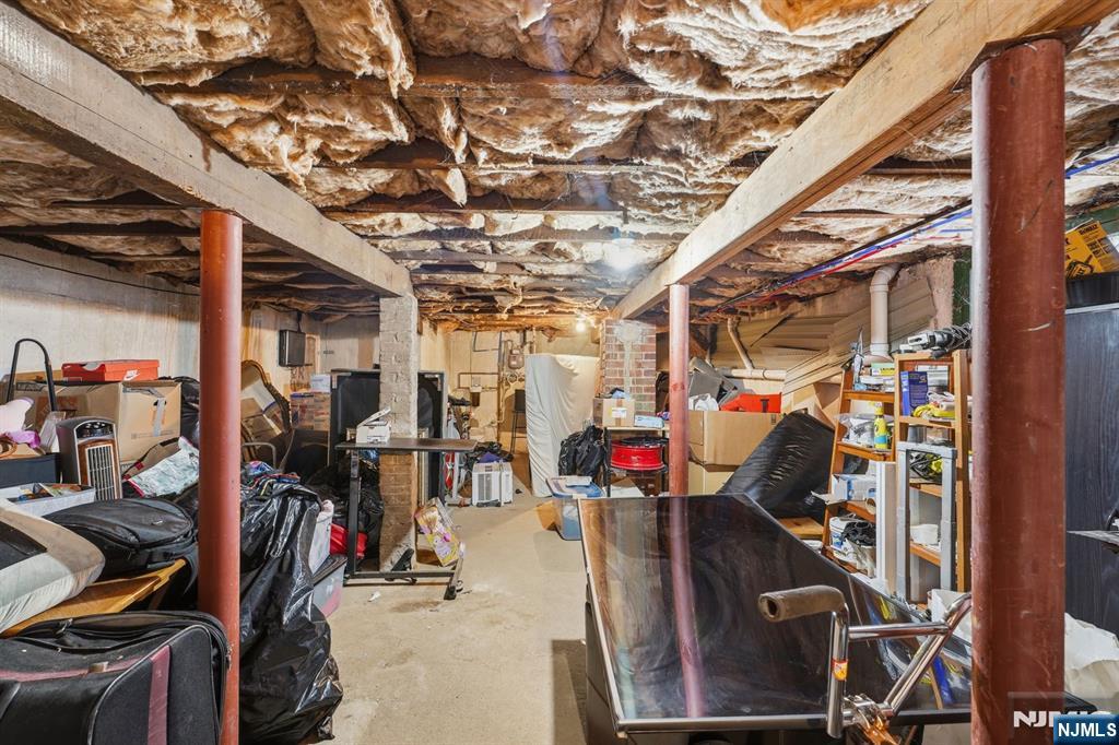 32 Willard St, Garfield, NJ 07026