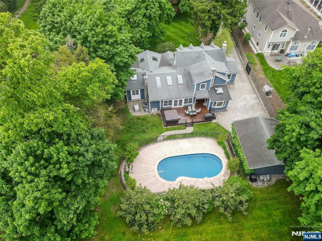 283 Summit Street