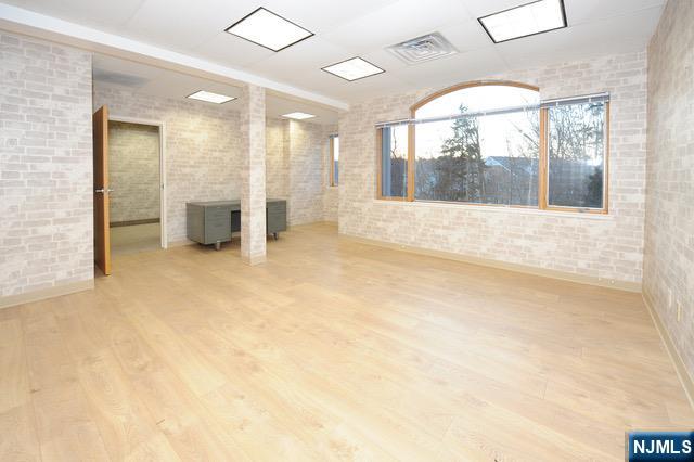 600 Godwin Avenue Ste 5 - Photo 5