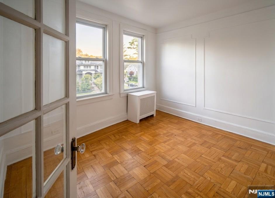 218 Broad Avenue 3G - Photo 3