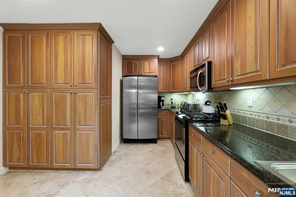 110 Winding Creek — photo 17