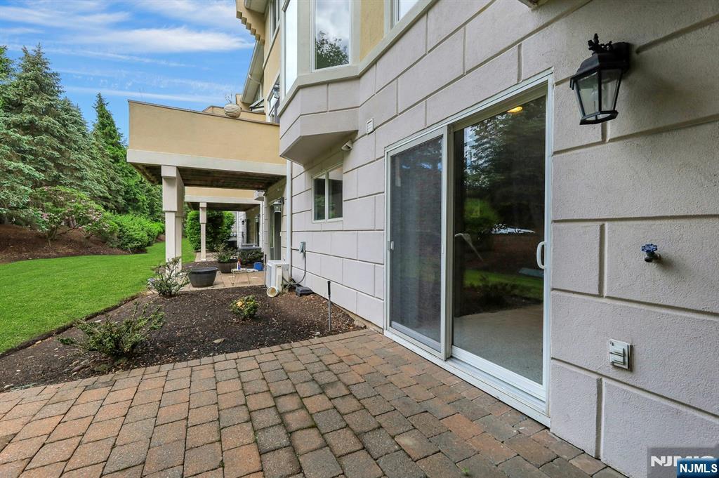 110 Winding Creek — photo 47