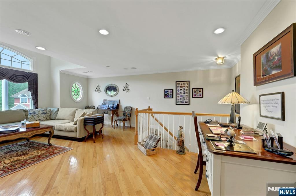 110 Winding Creek — photo 9