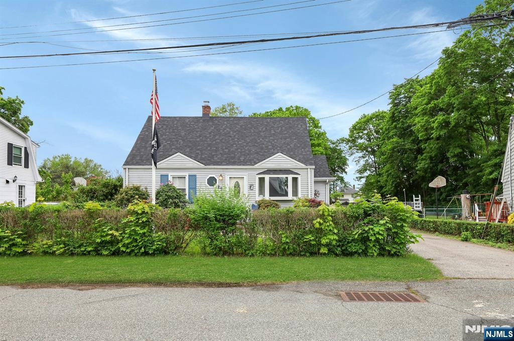 17 Butler Place - Photo 1