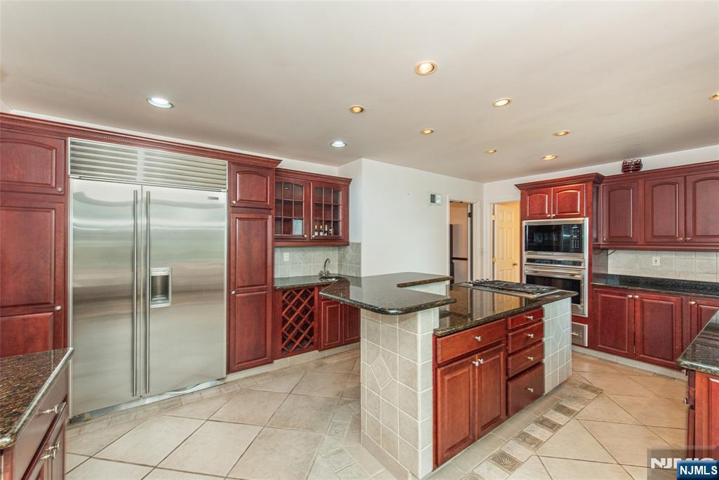 104 Shrewsbury Drive — photo 14