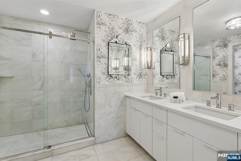 9 Ave At Port Imperial, #1007, West New York, NJ 07093 Listing Photo  13