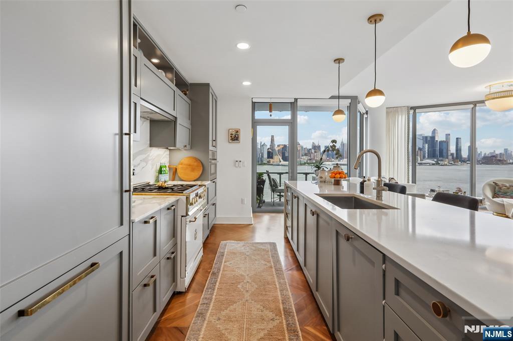 9 Ave At Port Imperial, #1007, West New York, NJ 07093 Listing Photo  3