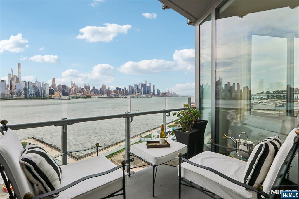 9 Ave At Port Imperial, #1007, West New York, NJ 07093 Listing Photo  4