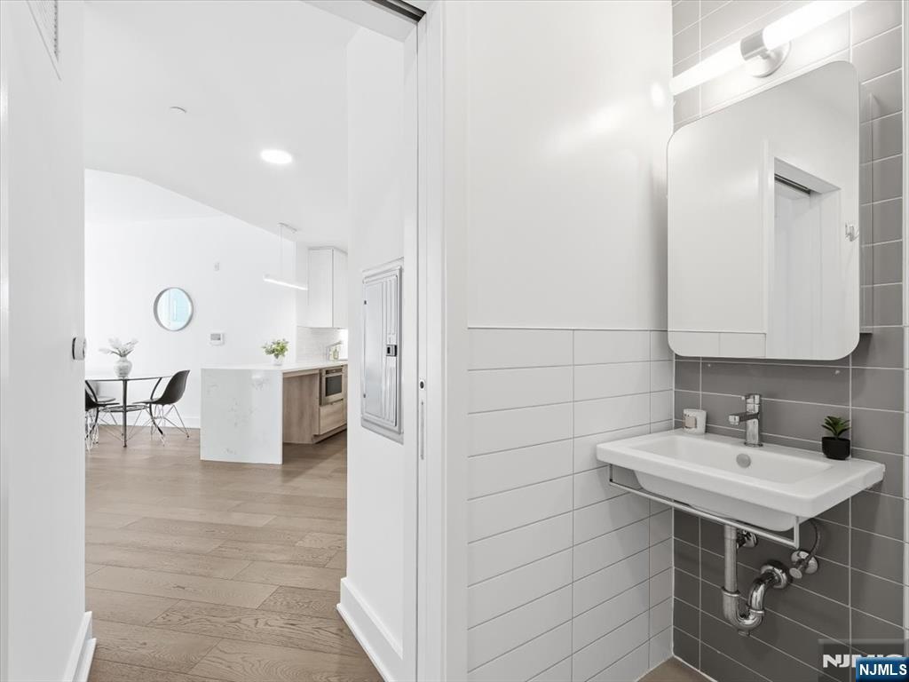 380 Newark Avenue #406 — photo 14