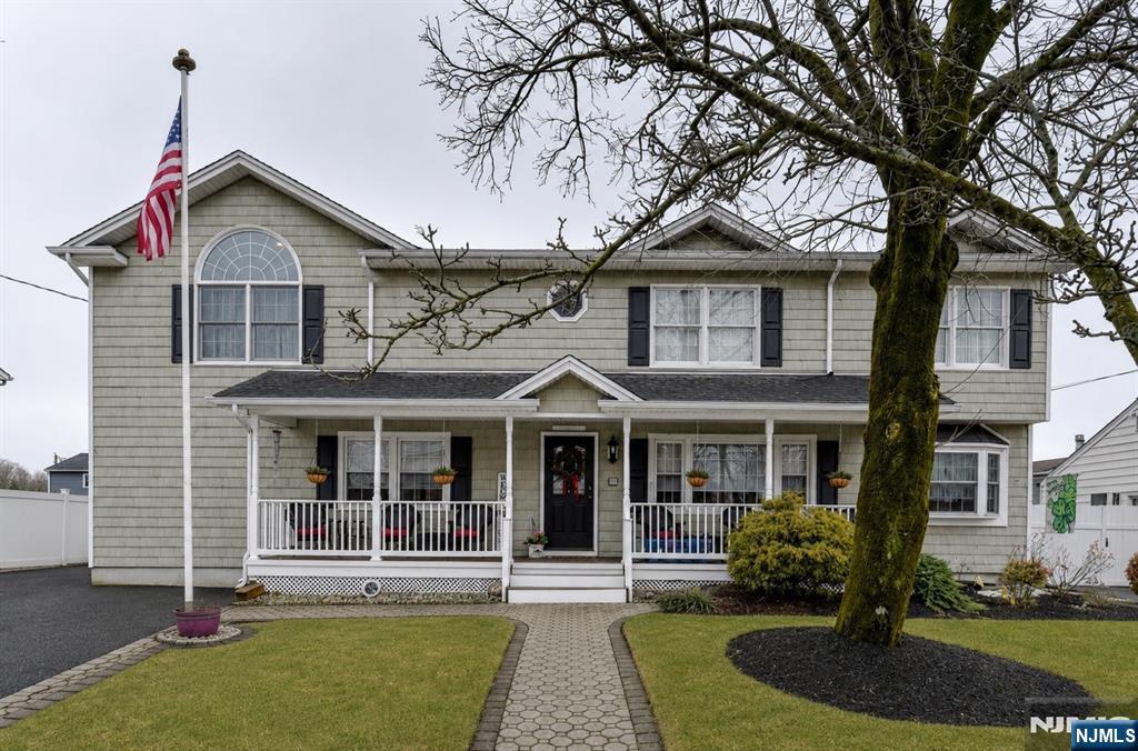 Homes for sale in Totowa, NJ | 50 Winifred Dr, Totowa, NJ 07512 | MLS# 26017872