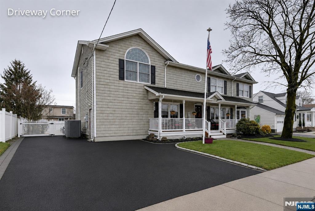 Homes for sale in Totowa, NJ | 50 Winifred Dr, Totowa, NJ 07512 | MLS# 26017872