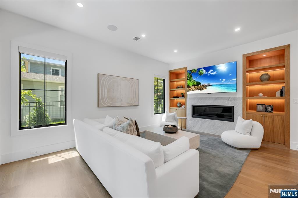357 Pleasant Lane