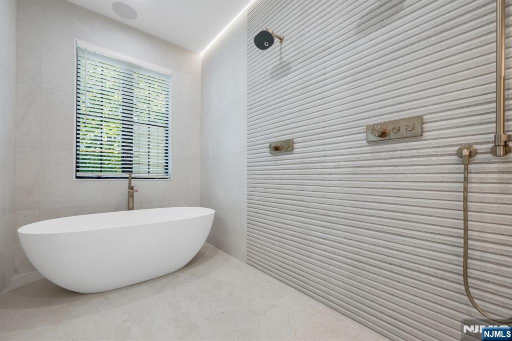 357 Pleasant Lane