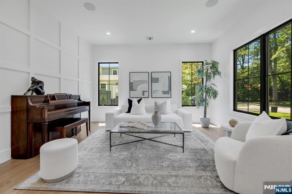 357 Pleasant Lane