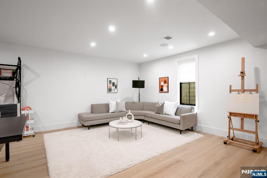 357 Pleasant Lane