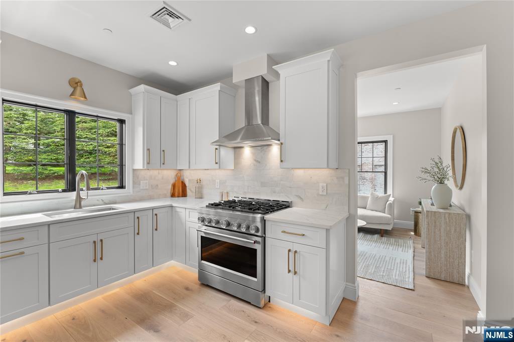 72 Lake, Midland Park, NJ 07432 Listing Photo  35