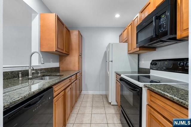 400 Crown Court 581 - Photo 4