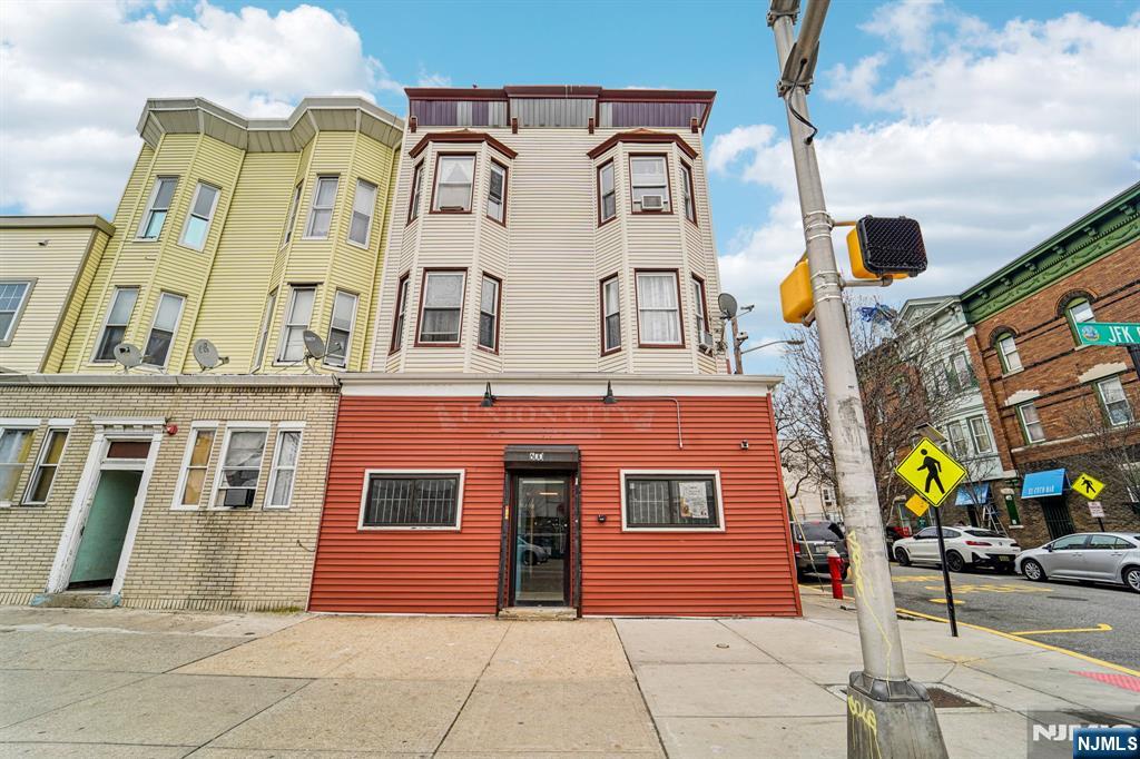 <p>Listings That Reflect Our Standards</p>
