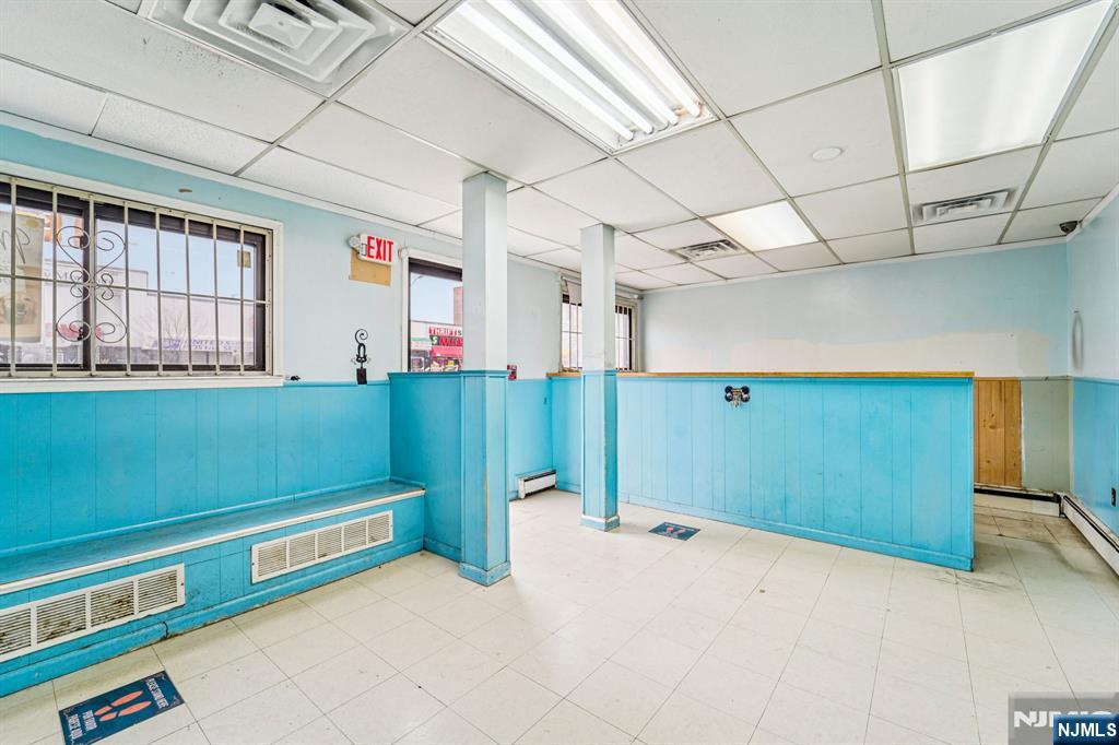 600 Kennedy Boulevard 1 - Photo 2