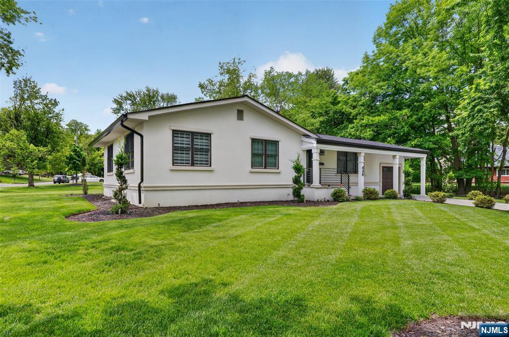 436 Ruckman Road - Photo 3