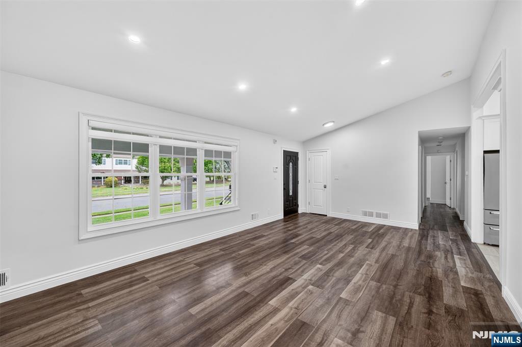 436 Ruckman Road - Photo 5