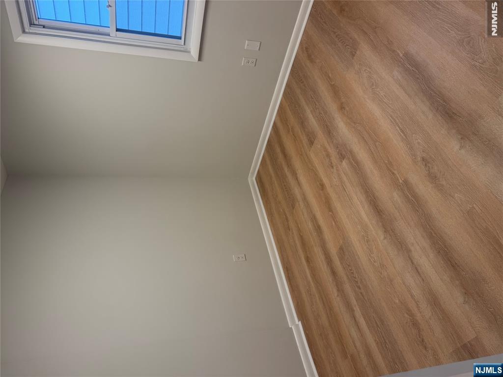 50 Orient Way - Photo 3