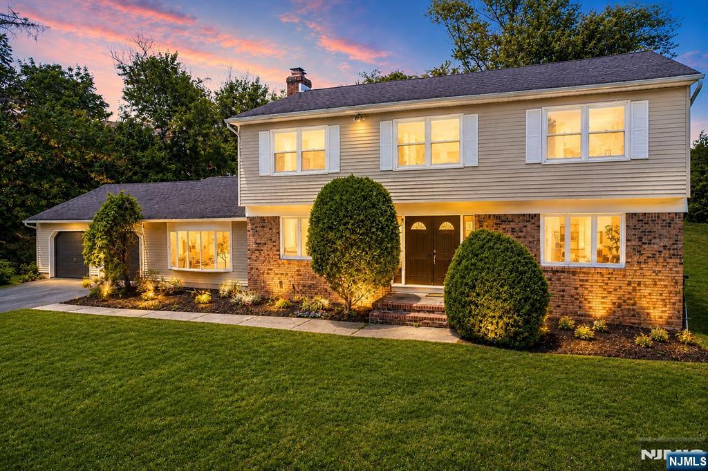 203 Mountain Avenue - Photo 1