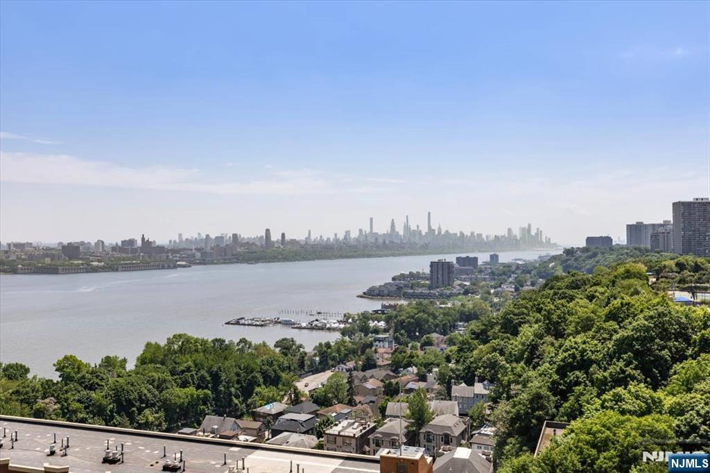 200 Old Palisade Road, #5E, Fort Lee, NJ 07024 Listing Photo  26