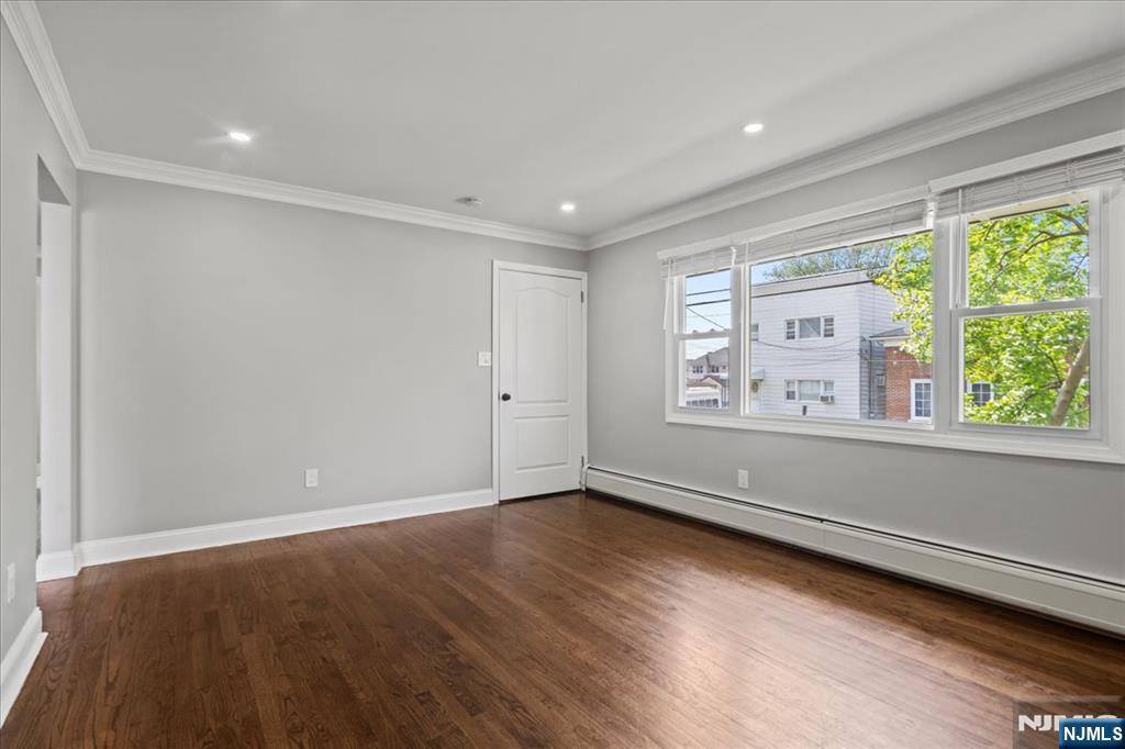 130 Gaston Avenue 1 - Photo 3