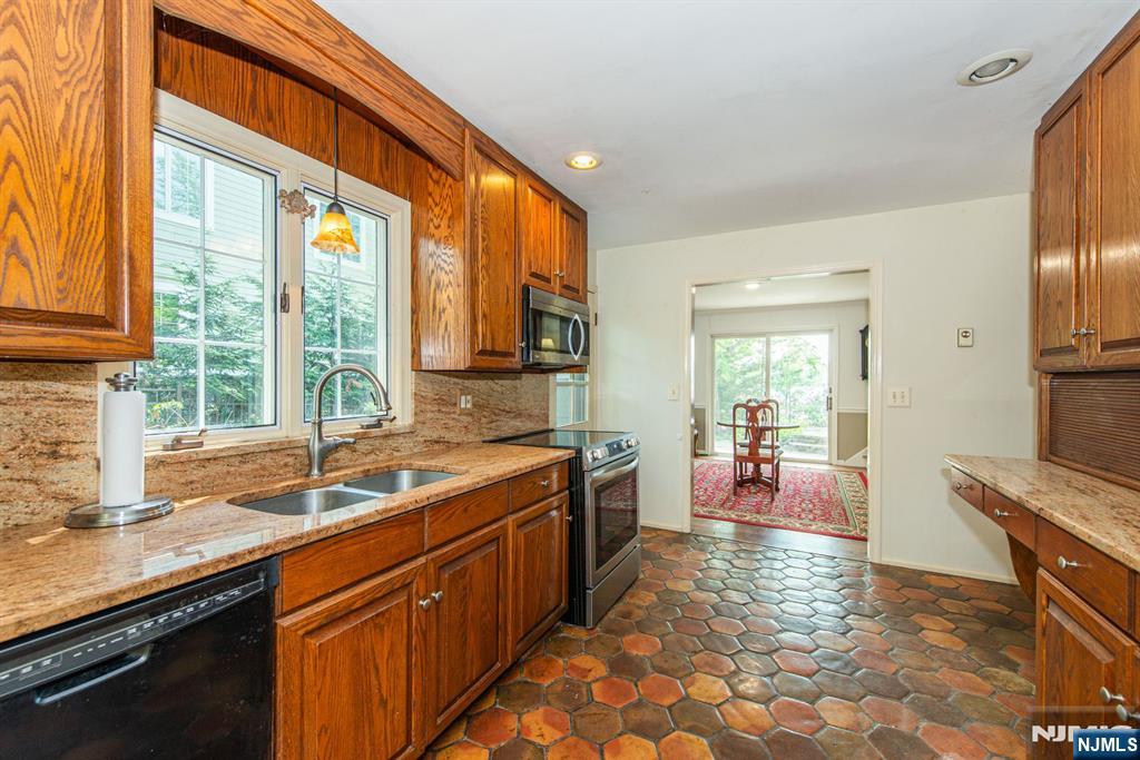 174 Pines Lake Drive — photo 17