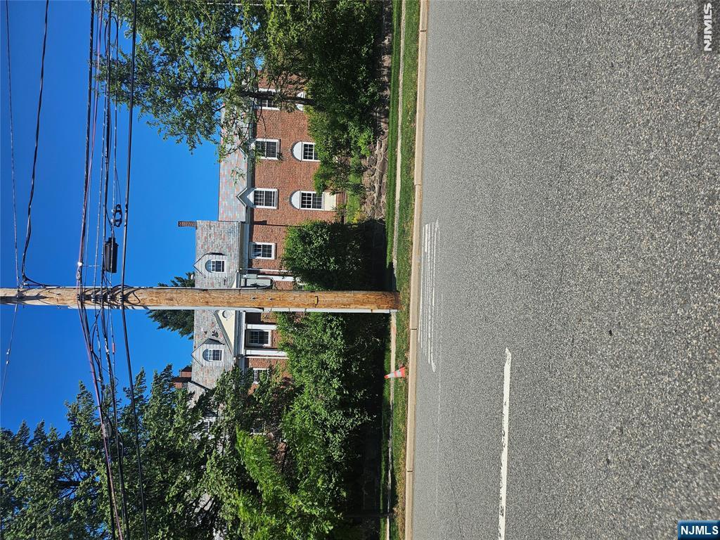 185 Palisade Avenue A1B - Photo 1