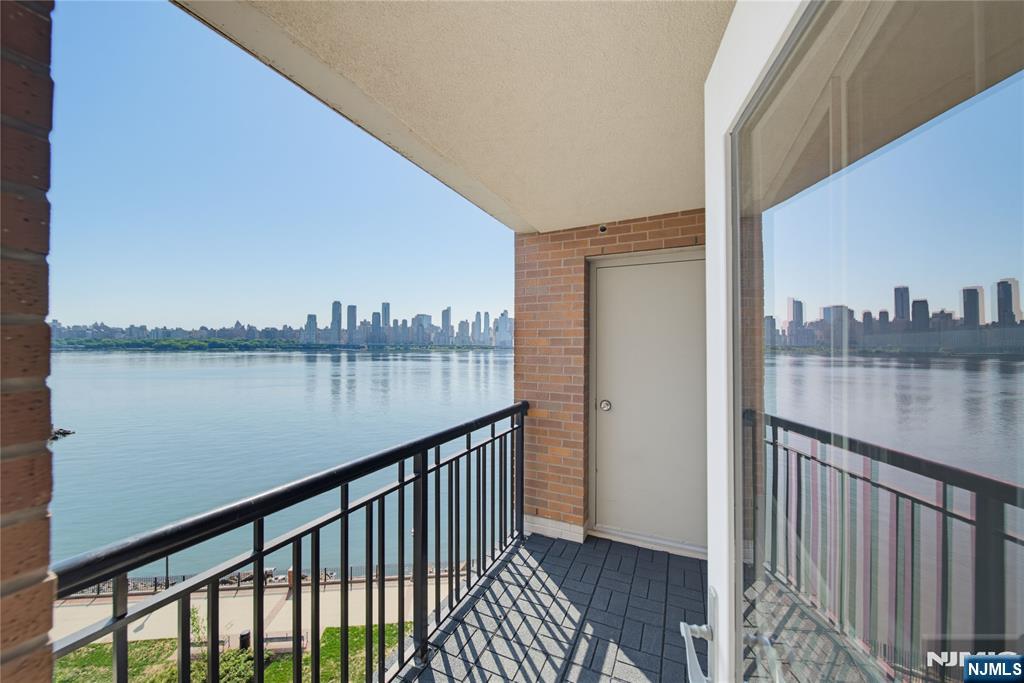 20 Ave At Port Imperial #536