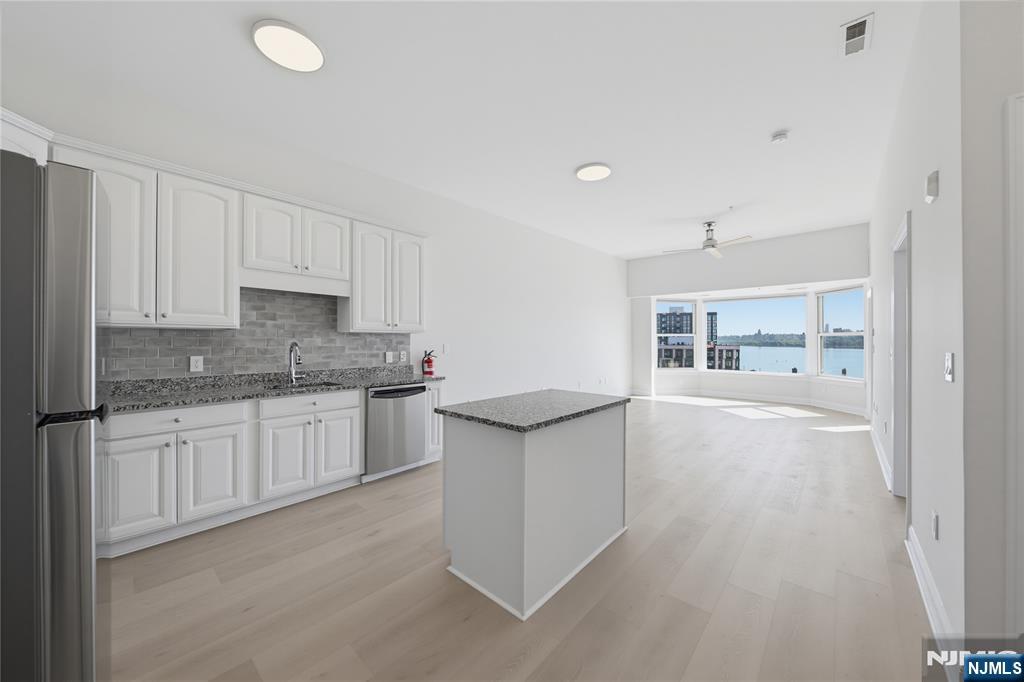 20 Ave At Port Imperial #536