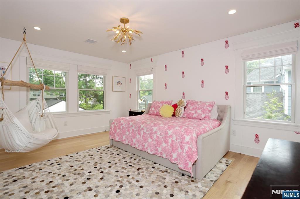 425 Wastena Terrace, Ridgewood, NJ 07450 Listing Photo  24