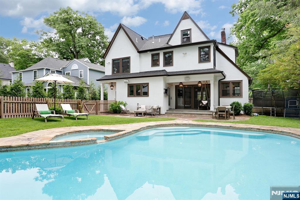 425 Wastena Terrace, Ridgewood, NJ 07450 Listing Photo  41