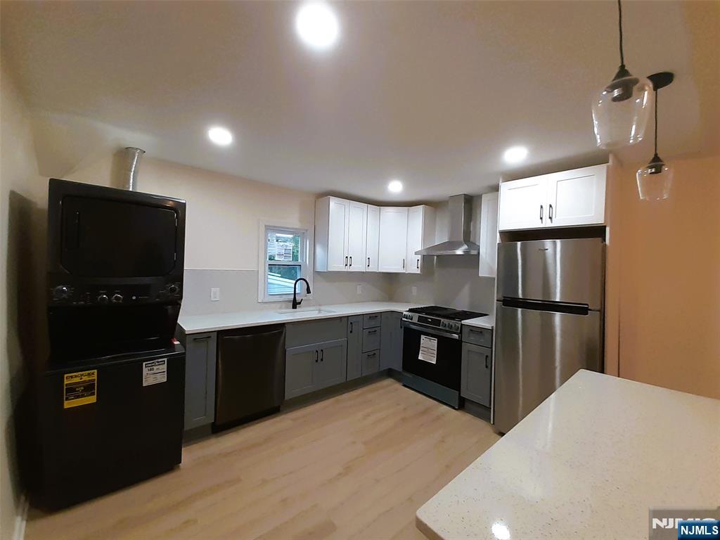 213 Elm Avenue 2Fl - Photo 3