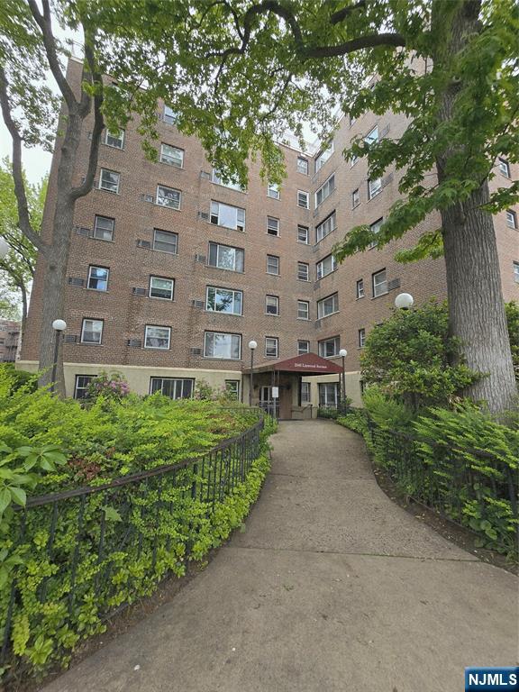 2345 Linwood Avenue 1A - Photo 1