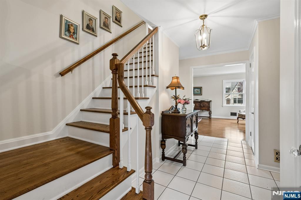 81 Mountain Road - Photo 3