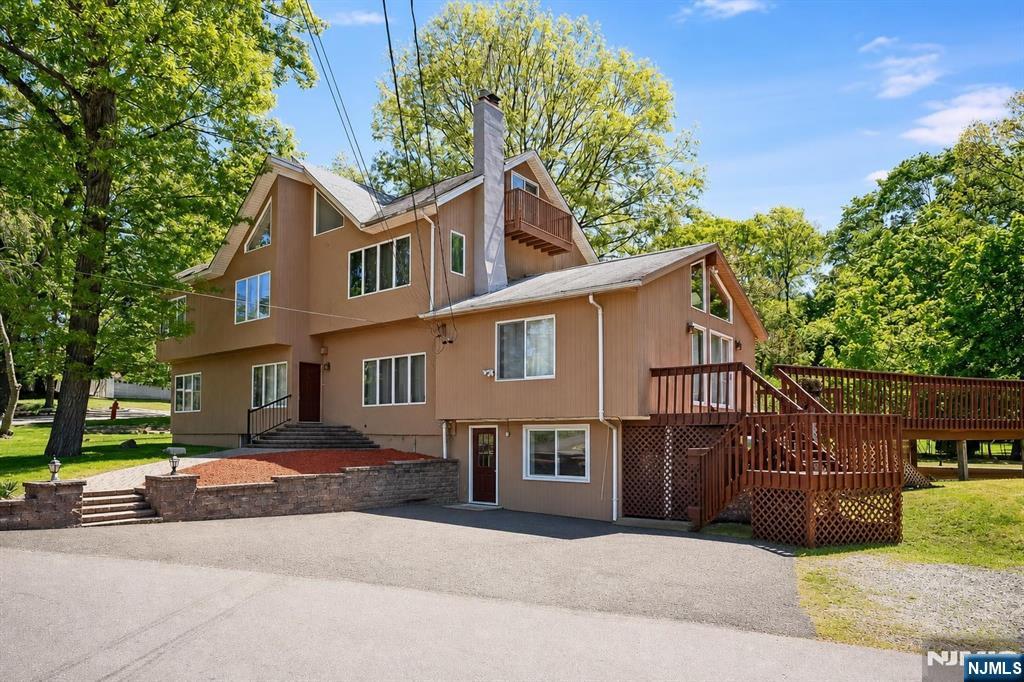 17 Hickory Drive - Photo 3